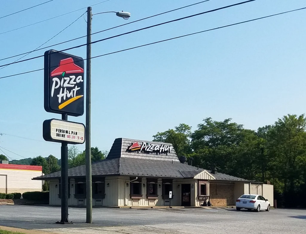 Pizza Hut Restaurant USA