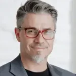 Tom R. USA