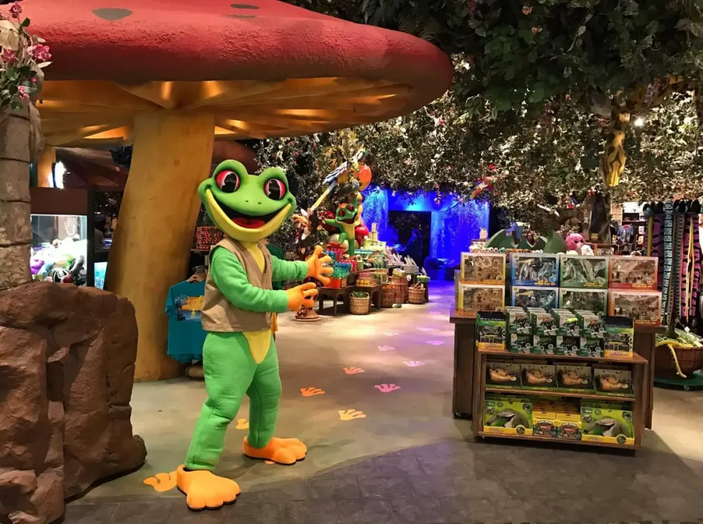 Rainforest Cafe Ambiance USA